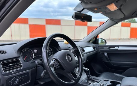 Volkswagen Touareg III, 2012 год, 1 630 000 рублей, 10 фотография