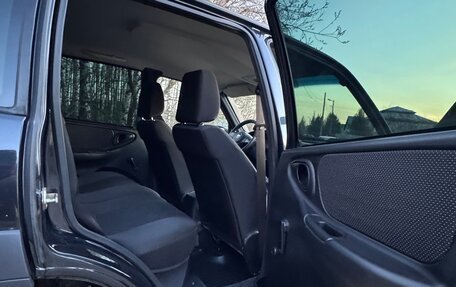 Chevrolet Niva I рестайлинг, 2017 год, 799 900 рублей, 21 фотография