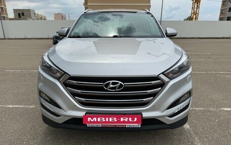 Hyundai Tucson III, 2017 год, 1 930 000 рублей, 2 фотография