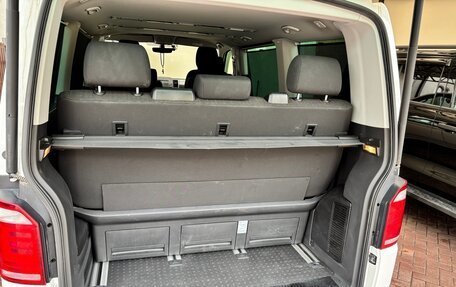 Volkswagen Multivan T6 рестайлинг, 2019 год, 3 900 000 рублей, 11 фотография