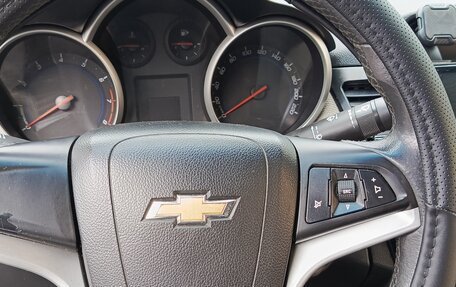 Chevrolet Cruze II, 2011 год, 650 000 рублей, 4 фотография