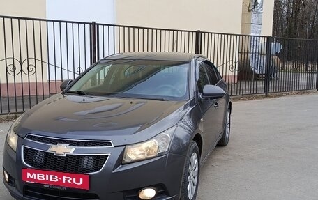 Chevrolet Cruze II, 2011 год, 650 000 рублей, 7 фотография