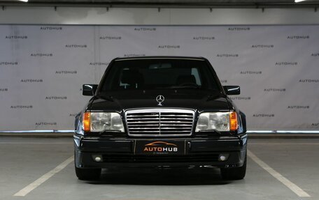 Mercedes-Benz E-Класс, 1993 год, 2 800 000 рублей, 2 фотография