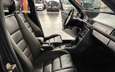 Mercedes-Benz E-Класс, 1993 год, 2 800 000 рублей, 23 фотография