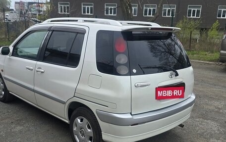 Toyota Raum I, 2000 год, 295 000 рублей, 1 фотография