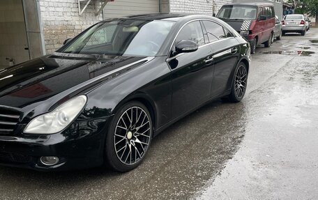 Mercedes-Benz CLS, 2005 год, 1 200 000 рублей, 3 фотография
