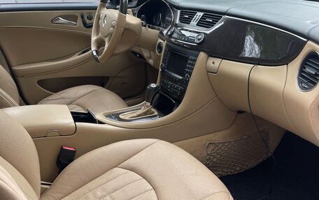 Mercedes-Benz CLS, 2005 год, 1 200 000 рублей, 10 фотография