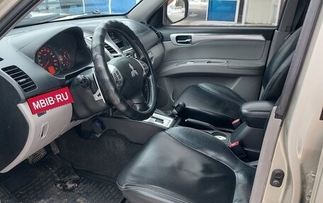 Mitsubishi Pajero Sport II рестайлинг, 2011 год, 1 499 000 рублей, 6 фотография