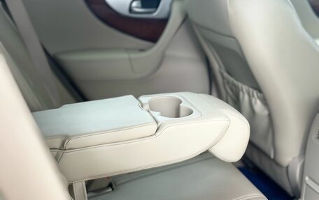Infiniti FX II, 2012 год, 1 699 000 рублей, 26 фотография
