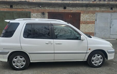 Toyota Raum I, 2000 год, 295 000 рублей, 3 фотография