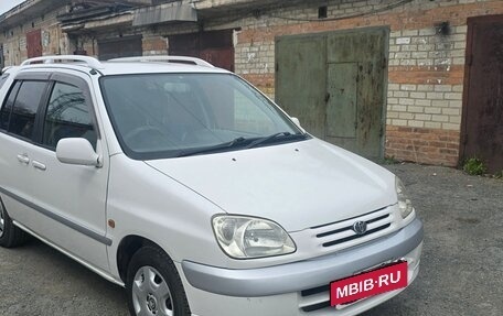 Toyota Raum I, 2000 год, 295 000 рублей, 7 фотография