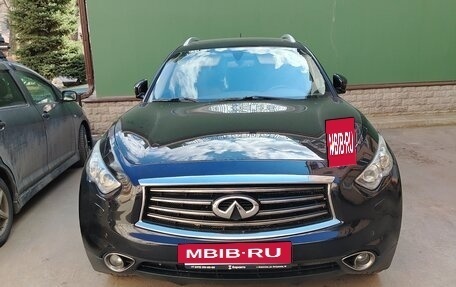 Infiniti FX II, 2012 год, 1 875 000 рублей, 2 фотография