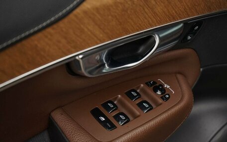 Volvo XC90 II рестайлинг, 2021 год, 4 990 000 рублей, 28 фотография