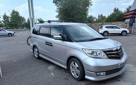 Honda Elysion I, 2012 год, 2 400 000 рублей, 3 фотография