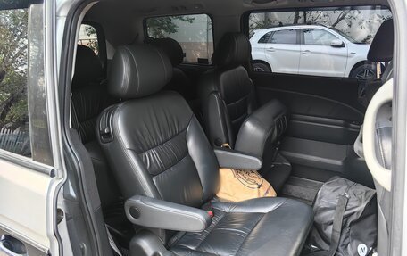 Honda Elysion I, 2012 год, 2 400 000 рублей, 15 фотография