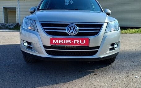 Volkswagen Tiguan I, 2010 год, 900 000 рублей, 18 фотография