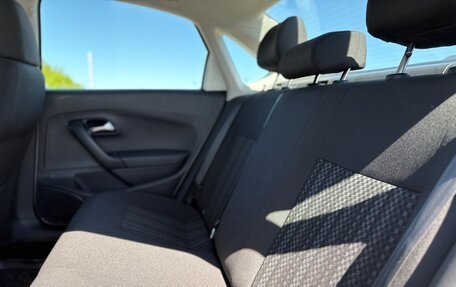 Volkswagen Polo VI (EU Market), 2016 год, 900 000 рублей, 21 фотография