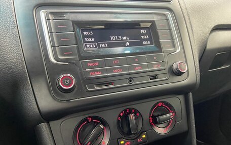 Volkswagen Polo VI (EU Market), 2019 год, 690 000 рублей, 7 фотография