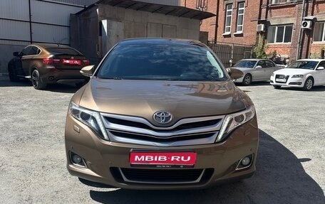 Toyota Venza I, 2013 год, 2 380 000 рублей, 1 фотография