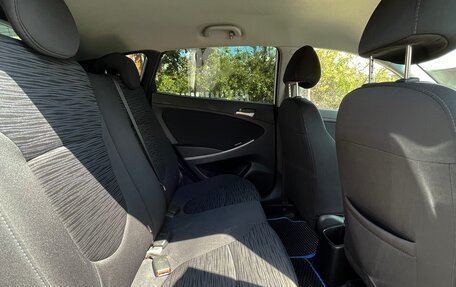 Hyundai Solaris II рестайлинг, 2014 год, 1 230 000 рублей, 11 фотография