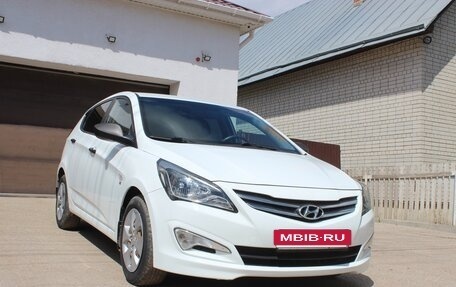 Hyundai Solaris II рестайлинг, 2014 год, 1 230 000 рублей, 5 фотография