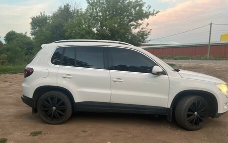 Volkswagen Tiguan I, 2010 год, 1 300 000 рублей, 4 фотография
