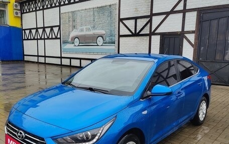 Hyundai Solaris II рестайлинг, 2019 год, 1 690 000 рублей, 3 фотография