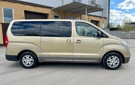 Hyundai H-1 II рестайлинг, 2011 год, 1 595 000 рублей, 9 фотография