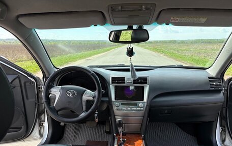Toyota Camry, 2007 год, 1 050 000 рублей, 11 фотография