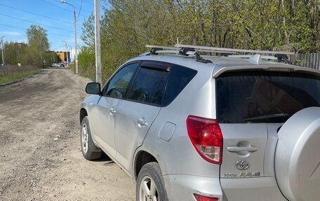 Toyota RAV4, 2006 год, 715 000 рублей, 4 фотография