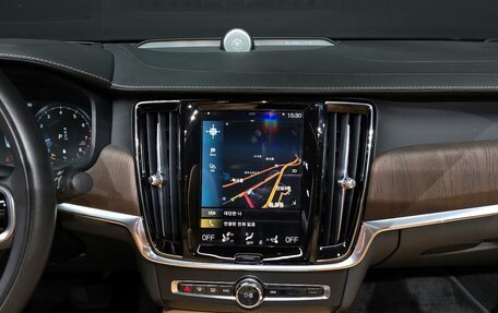 Volvo S90 II рестайлинг, 2021 год, 3 220 000 рублей, 15 фотография