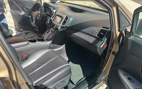 Toyota Venza I, 2013 год, 2 380 000 рублей, 11 фотография