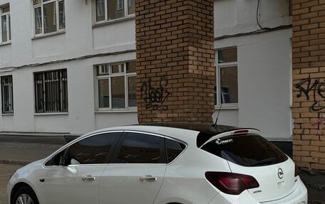 Opel Astra J, 2013 год, 950 000 рублей, 10 фотография