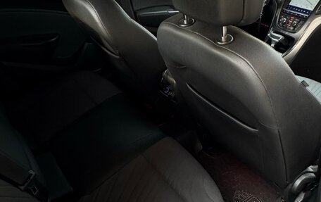 Opel Astra J, 2013 год, 950 000 рублей, 17 фотография