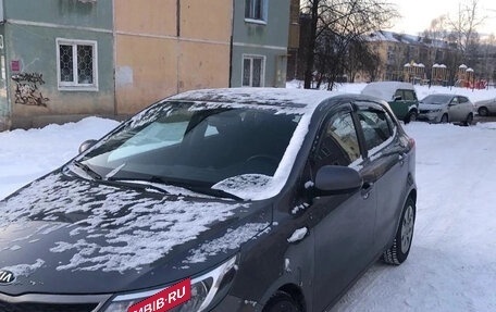 KIA Rio III рестайлинг, 2017 год, 1 000 000 рублей, 6 фотография