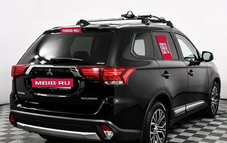 Mitsubishi Outlander III рестайлинг 3, 2018 год, 2 157 000 рублей, 5 фотография