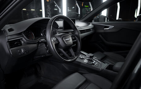 Audi A4, 2019 год, 2 350 000 рублей, 15 фотография