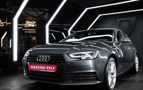 Audi A4, 2019 год, 2 350 000 рублей, 9 фотография