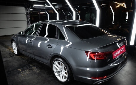 Audi A4, 2019 год, 2 350 000 рублей, 12 фотография