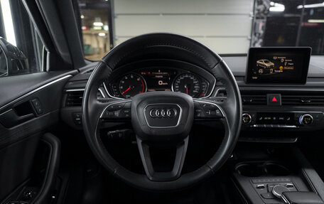Audi A4, 2019 год, 2 350 000 рублей, 36 фотография