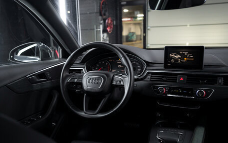 Audi A4, 2019 год, 2 350 000 рублей, 37 фотография