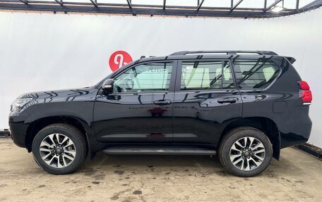 Toyota Land Cruiser Prado 150 рестайлинг 2, 2023 год, 6 600 000 рублей, 2 фотография