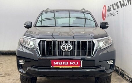 Toyota Land Cruiser Prado 150 рестайлинг 2, 2023 год, 6 600 000 рублей, 8 фотография