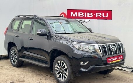 Toyota Land Cruiser Prado 150 рестайлинг 2, 2023 год, 6 600 000 рублей, 27 фотография