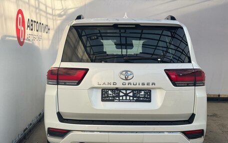 Toyota Land Cruiser, 2023 год, 12 690 000 рублей, 5 фотография