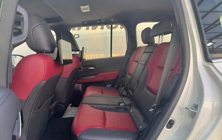 Toyota Land Cruiser, 2023 год, 12 690 000 рублей, 8 фотография