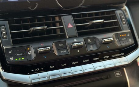 Toyota Land Cruiser, 2023 год, 12 690 000 рублей, 21 фотография
