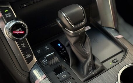 Toyota Land Cruiser, 2023 год, 12 690 000 рублей, 20 фотография