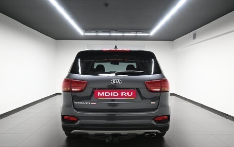 KIA Sorento III Prime рестайлинг, 2018 год, 2 395 000 рублей, 4 фотография