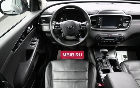 KIA Sorento III Prime рестайлинг, 2018 год, 2 395 000 рублей, 11 фотография